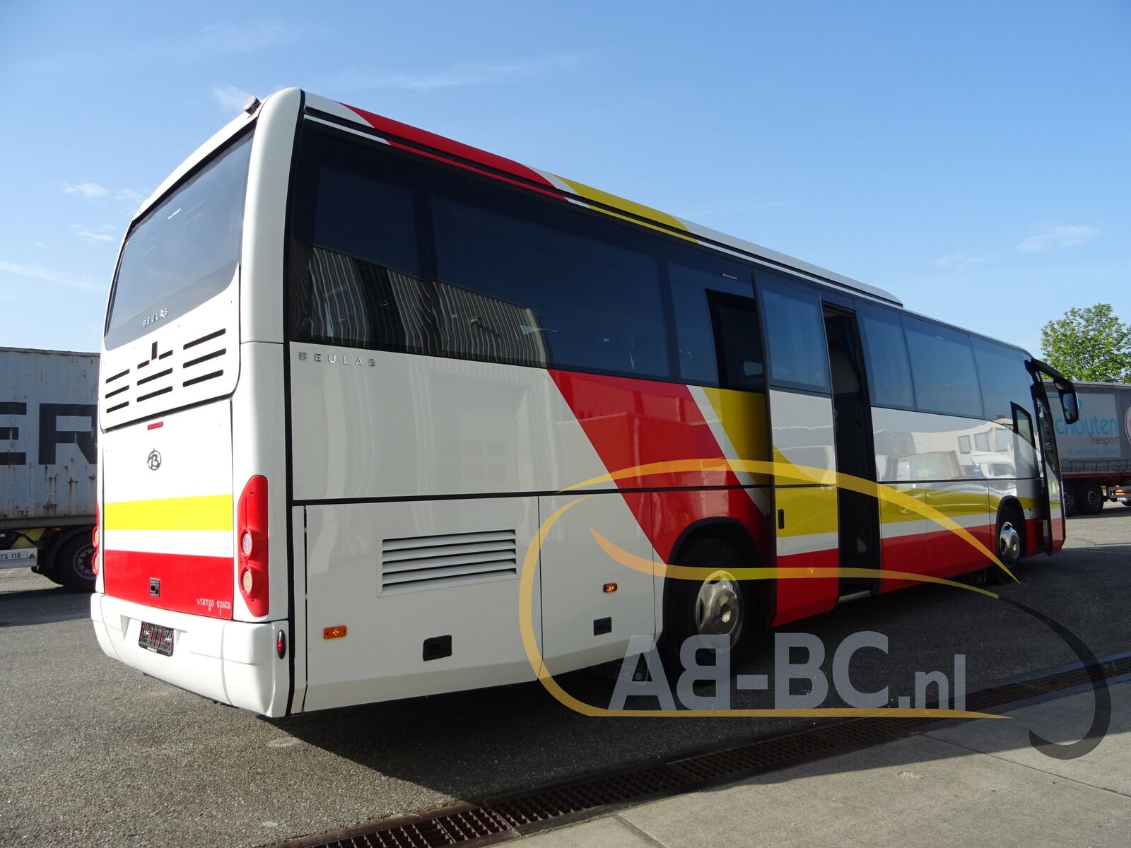 coach-bus-SCANIA-K400-Beulas-52-Seats-Liftbus-EURO-5---1655455355028847294_orig_135ad654fcf0822eadd59a91751833ff--22060715555758532500