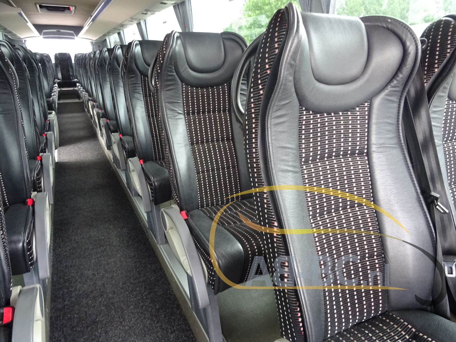 coach-bus-TEMSA-Safari-HD-EURO-6-53-Seats-12-meter---1658326586678673056_orig_3c7d762df9c9b7b4552880b899f53874--22060511140490380900