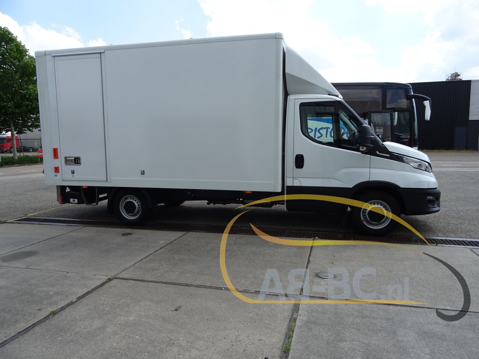 commercial-vehicle-box-truck-3-5t-IVECO-Daily-35S14A8-EURO-6---1656054086123953828_orig_29430835f41b763c0a8e1b503c5a9719--22062409535728543600