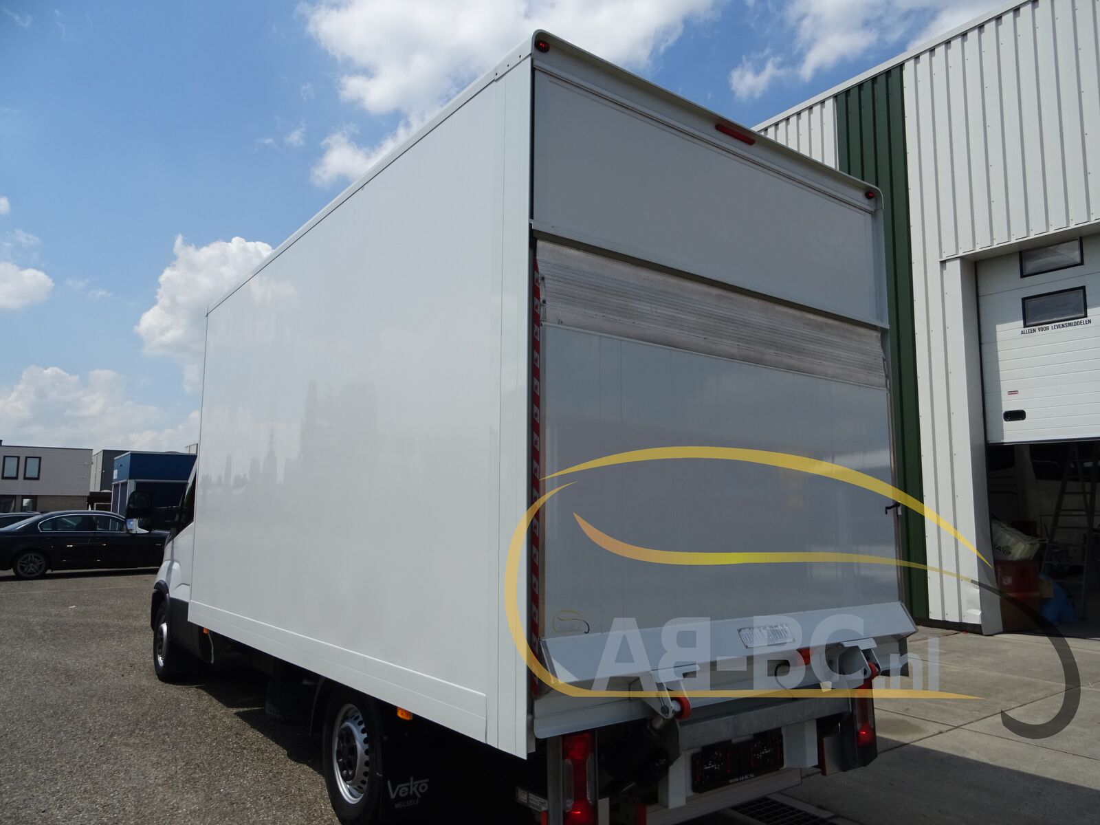 commercial-vehicle-box-truck-3-5t-IVECO-Daily-35S14A8-EURO-6---1656054114994227745_orig_082e9f2a8f63b22d58b39a82ca18ac18--22062409535728543600
