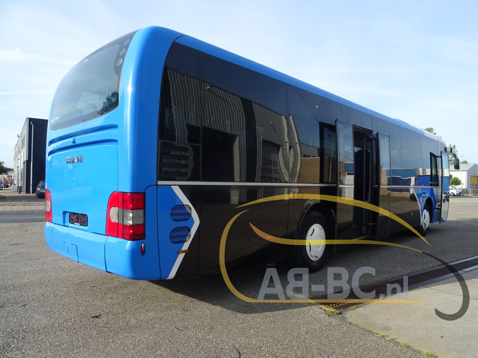 interurban-bus-MAN-Lions-Regio-Coach-52-Seats-EURO-6---1657089772180629064_orig_47752cb4e8091a71ed779864454c1d98--22061016384526166100