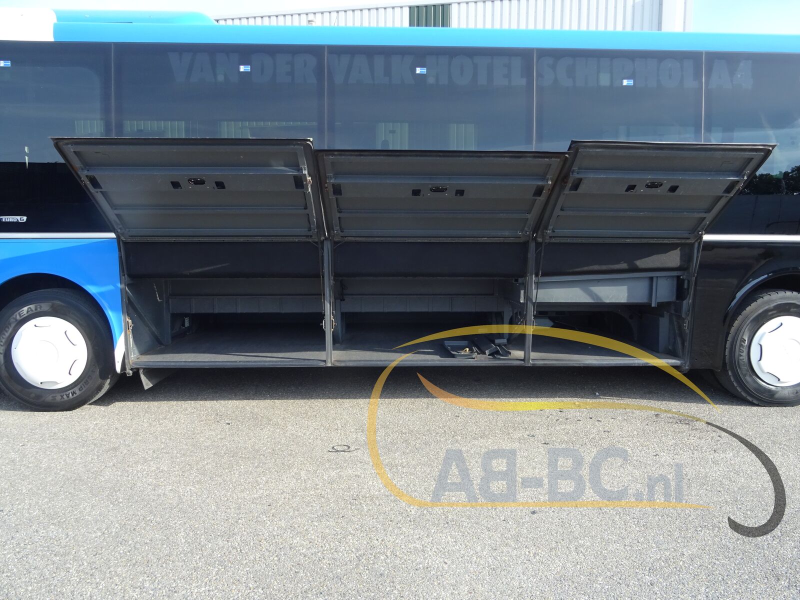 interurban-bus-MAN-Lions-Regio-Coach-52-Seats-EURO-6---1657089816054622824_orig_67022a092e43f8af76889e9fd0a15c8e--22061016384526166100