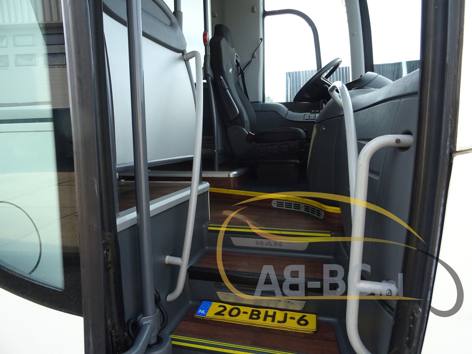 interurban-bus-MAN-Lions-Regio-Coach-52-Seats-EURO-6---1657089835737121120_orig_599a8db904c6b4c147c979e68385aa17--22061016384526166100