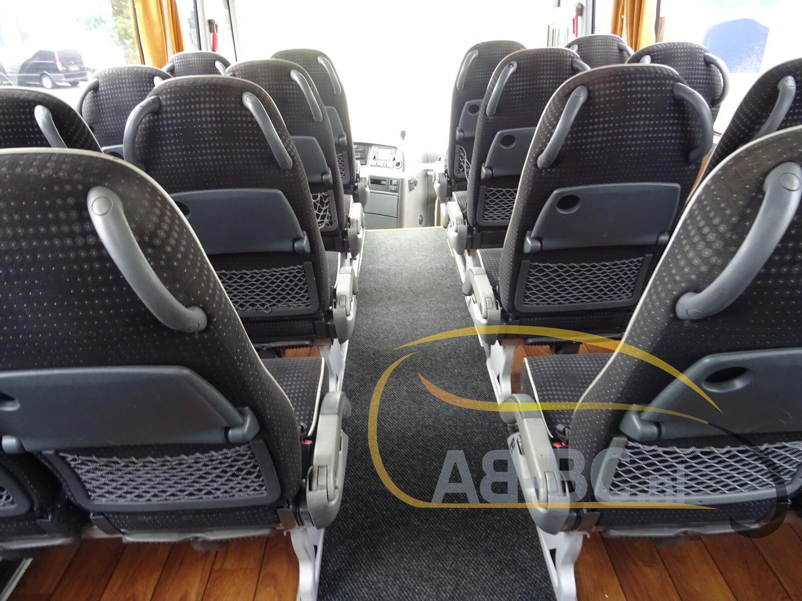 coach-bus-MAN-R08-Lions-Coach-61-Seats-EURO-6---1660559050975356477_orig_e3f95522d26e214f4b5b8f9c5a44e9e0--22072717304811402900
