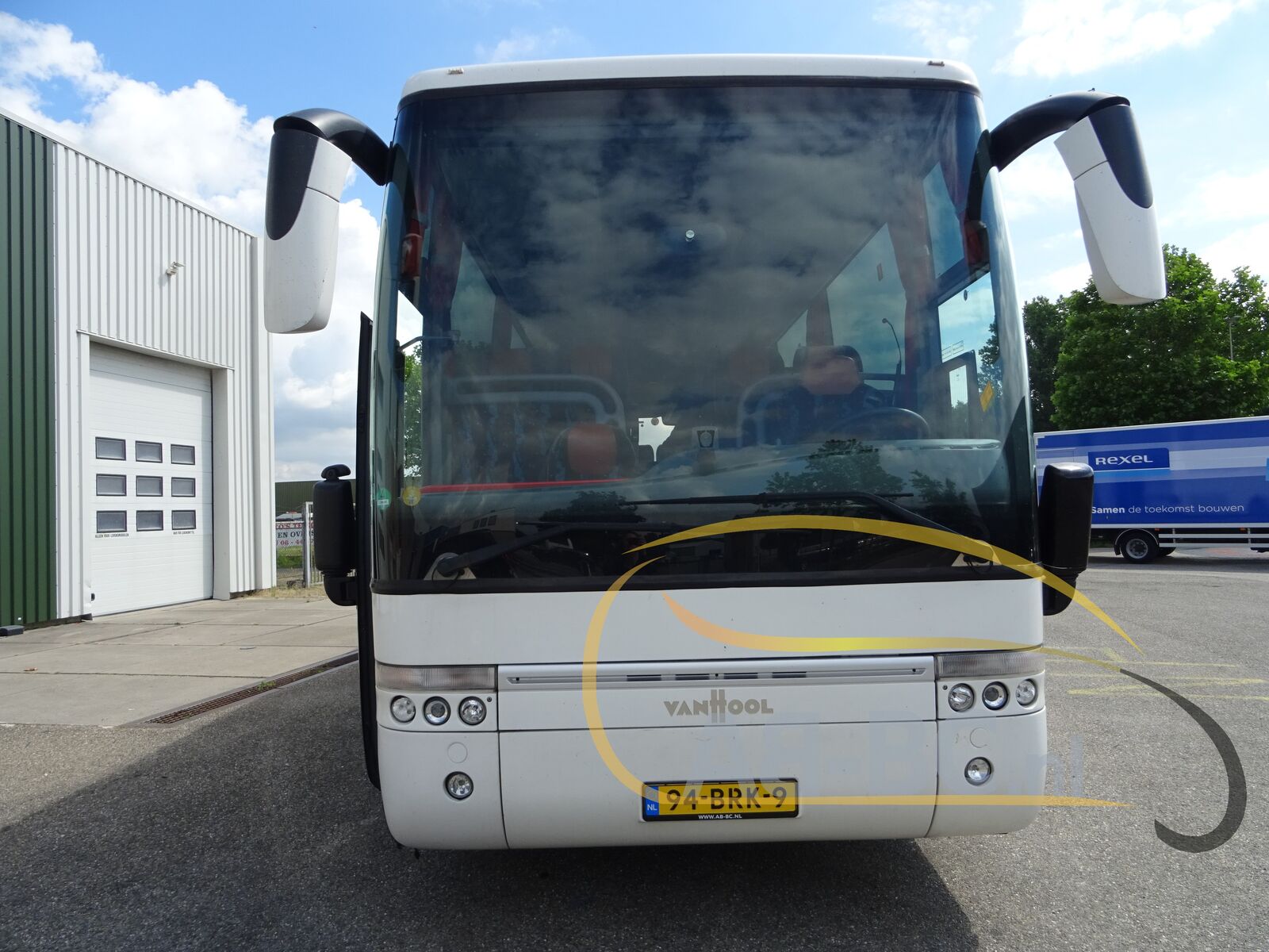 coach-bus-VAN-HOOL-T915-Alicron-51-Seats-EURO-5---1657014834224885358_orig_6bb84e5ee8989b6b6f48200d379aaf0b--22070512522119672300