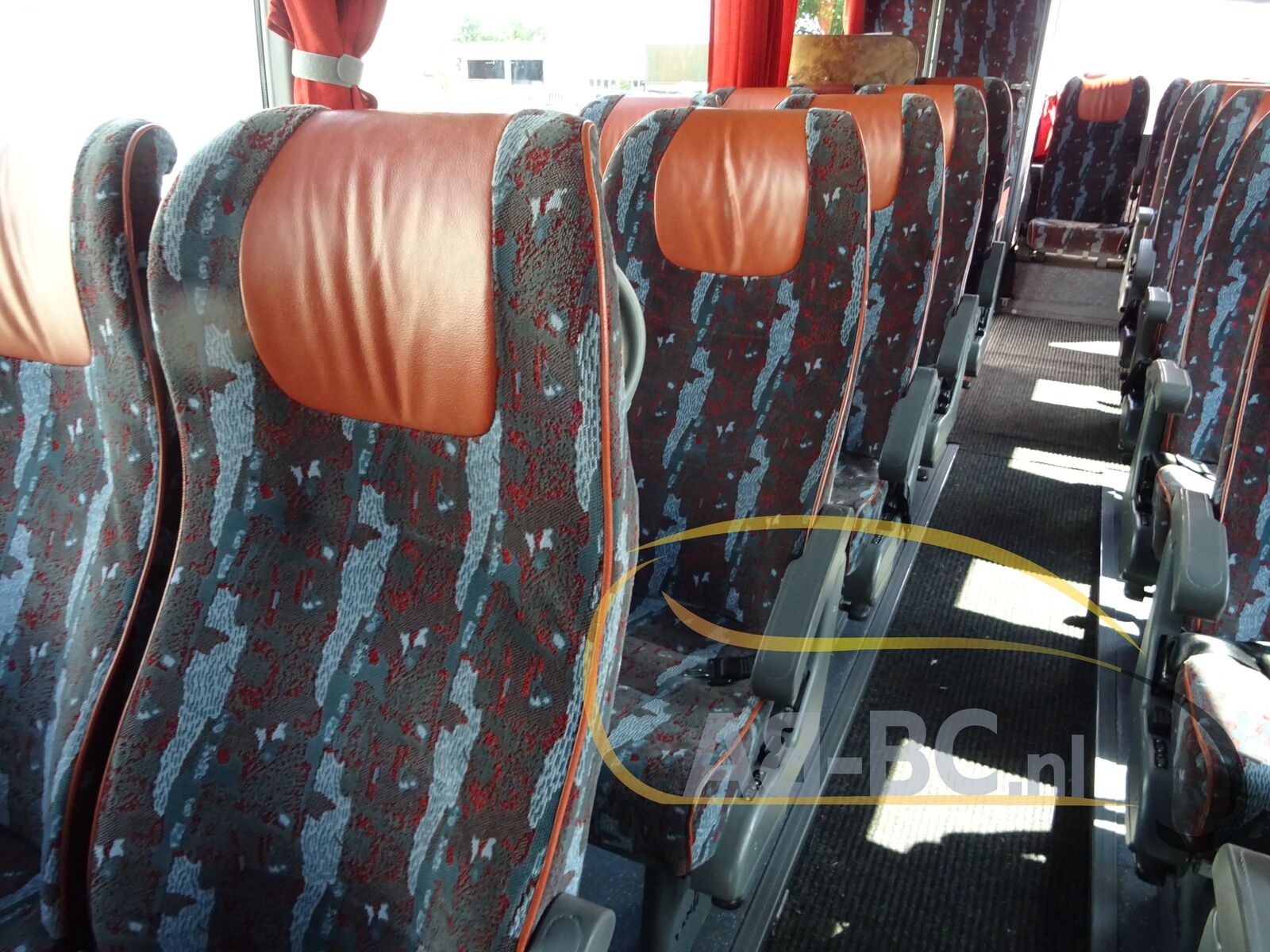 coach-bus-VAN-HOOL-T915-Alicron-51-Seats-EURO-5---1657014945030390800_orig_41d706a42c7513a825d28e8e43950a70--22070512522119672300