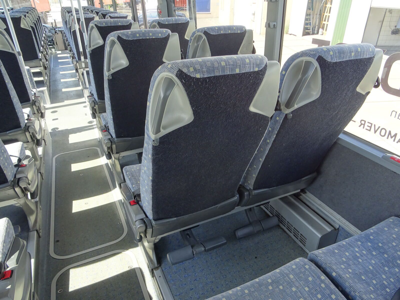 interurban-bus-MERCEDES-BENZ-Integro-52-Seats-EURO-5---1659010344224892349_orig_775b613cc884f71e759f088cddfd2dfd--22072815070536505000