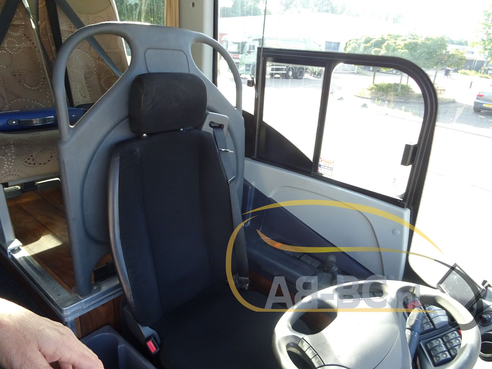 coach-bus-IVECO-Irisbus-Evadys-HD-56-Seats-EURO-5-12-METER---1659944997275236575_orig_4dc28202e81cf333a4157ce00c161734--22080810475874478100