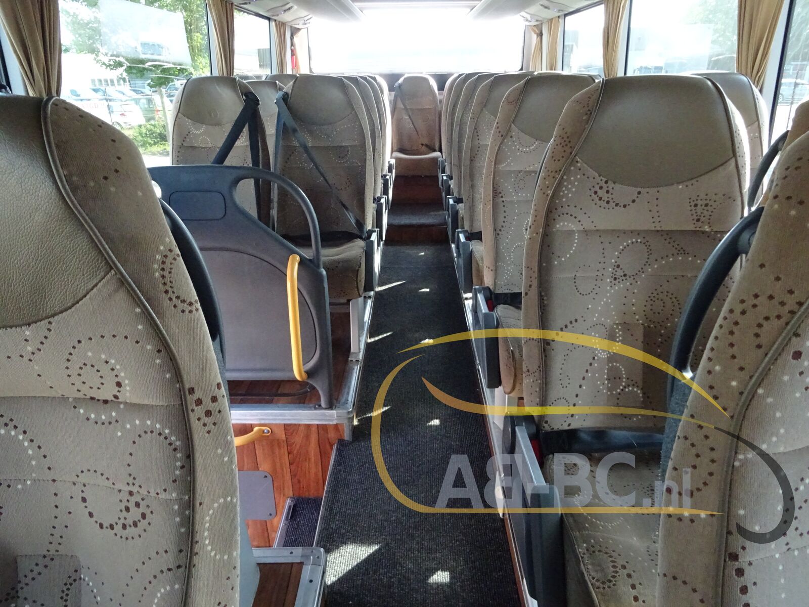 coach-bus-IVECO-Irisbus-Evadys-HD-56-Seats-EURO-5-12-METER---1659945064075620651_orig_a6e069970d136f9db0e0ae4d9ffce1df--22080810475874478100