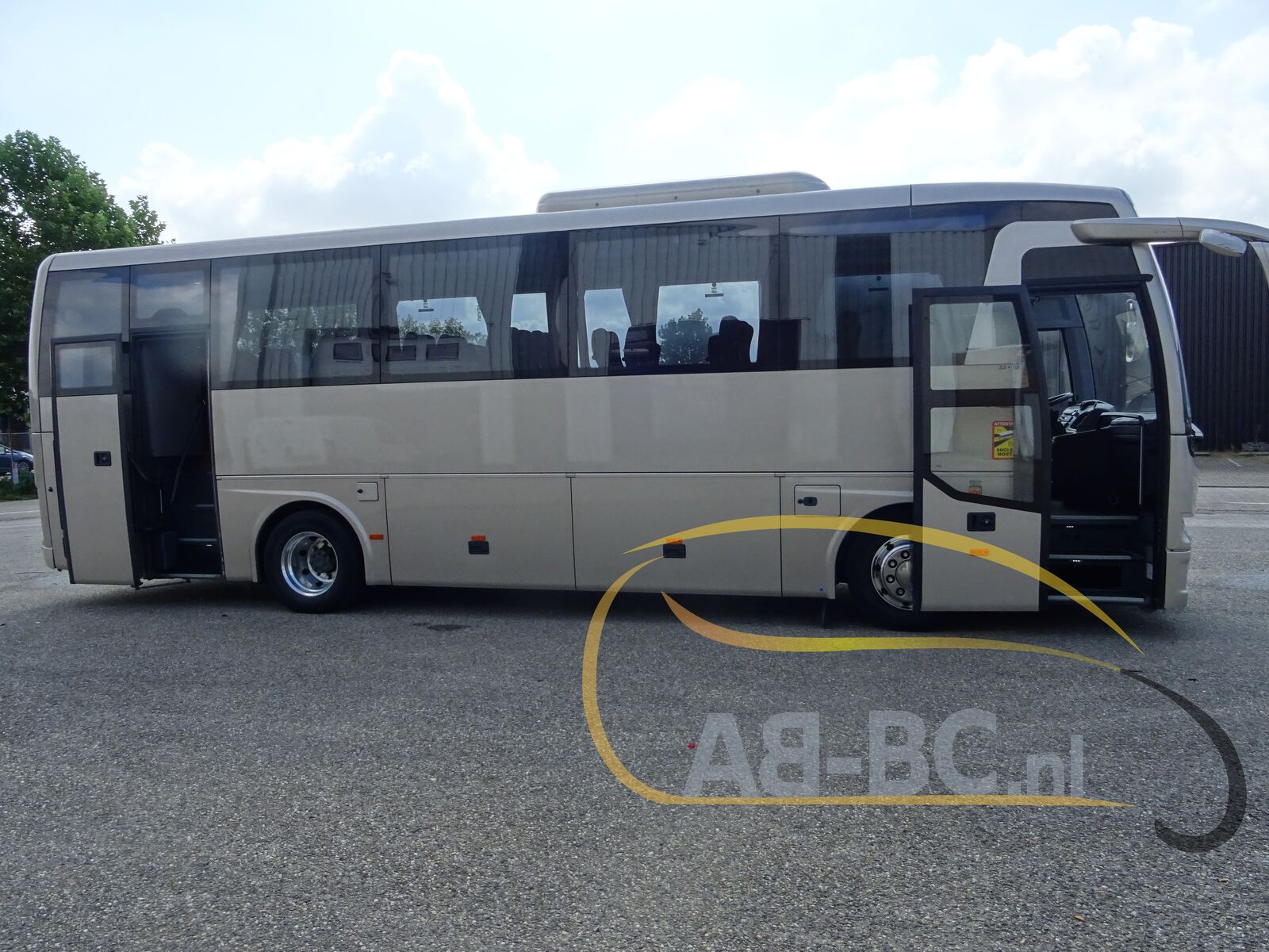 coach-bus-TEMSA-MD9-34-Seats-EURO-6---1660816632853209637_orig_7d6ff88585a52547424ea54a051a9788--22080209493466675200