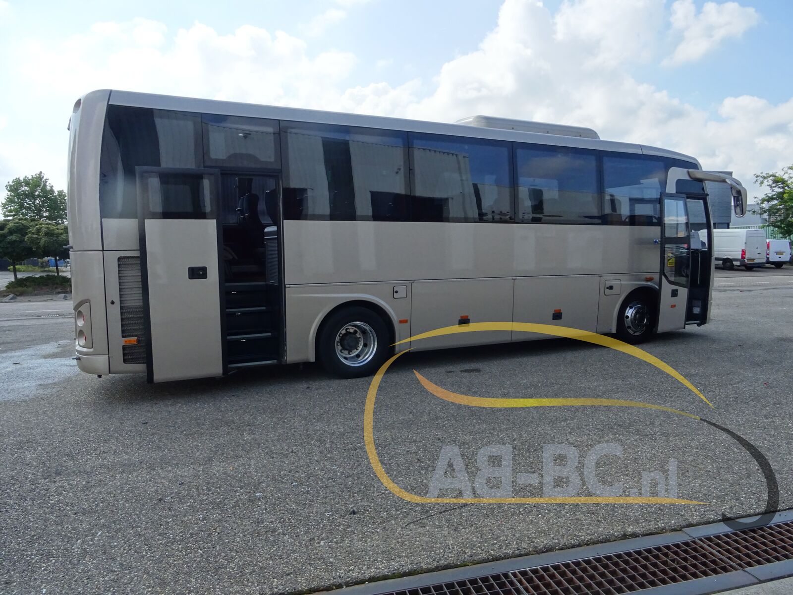 coach-bus-TEMSA-MD9-34-Seats-EURO-6---1660816635959238272_orig_9e9cc3b2d03109acd1f4831095641ef3--22080209493466675200