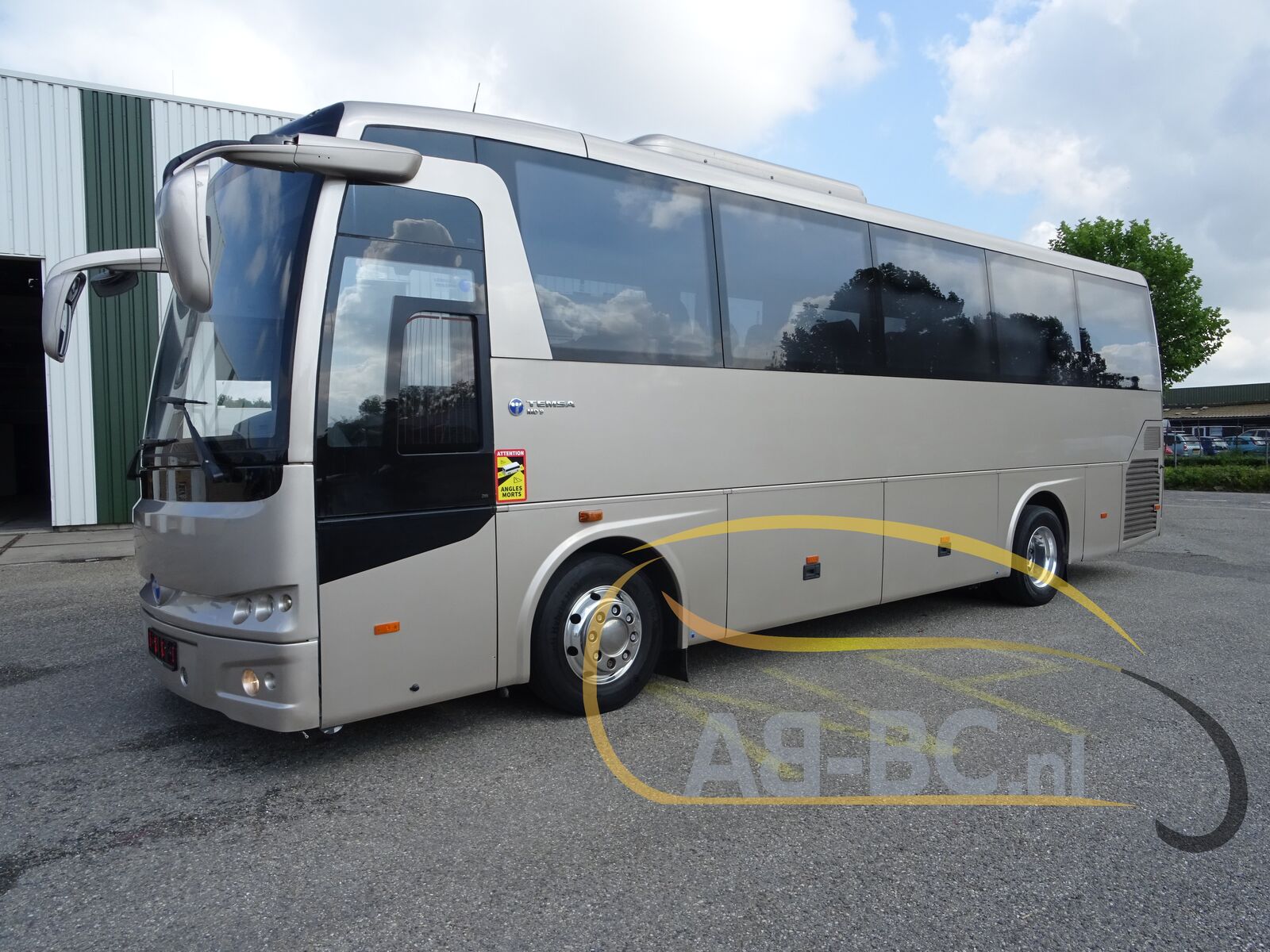 coach-bus-TEMSA-MD9-34-Seats-EURO-6---1660816648223242676_orig_4126f9f85fa54f5dd8ad4c15aff1aecb--22080209493466675200