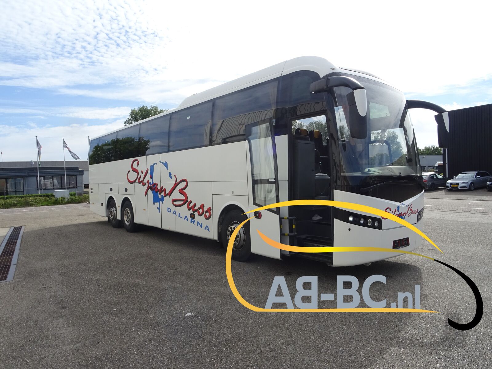 coach-bus-VDL-JONCKHEERE-JSD134-euro-5-55-1-1-seats---1661766491776272258_orig_21ceec57366e6c20065e9cc4434b212b--22082912420491038400