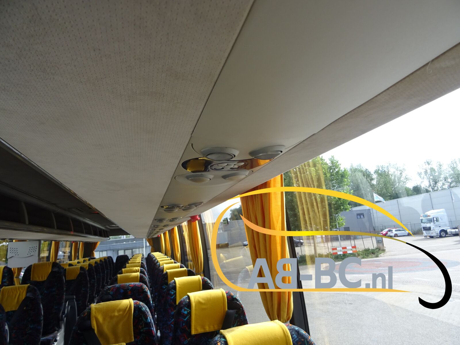 coach-bus-VDL-JONCKHEERE-JSD134-euro-5-55-1-1-seats---1661766622060644271_orig_6d9052cfe615b62cdb2dca1ca6bd6159--22082912420491038400