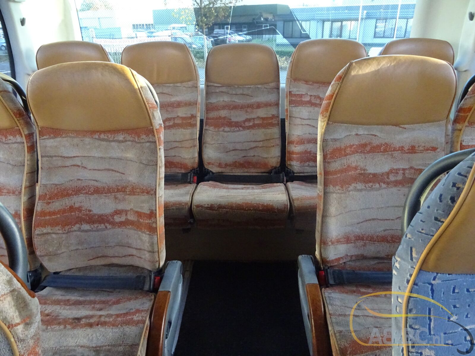 coach-bus-MAN-R08-Lions-Coach-Supreme-61-Seats---1669192241588293332_orig_4a8afe9ade9e980164c1643812389688--22112310185426922000