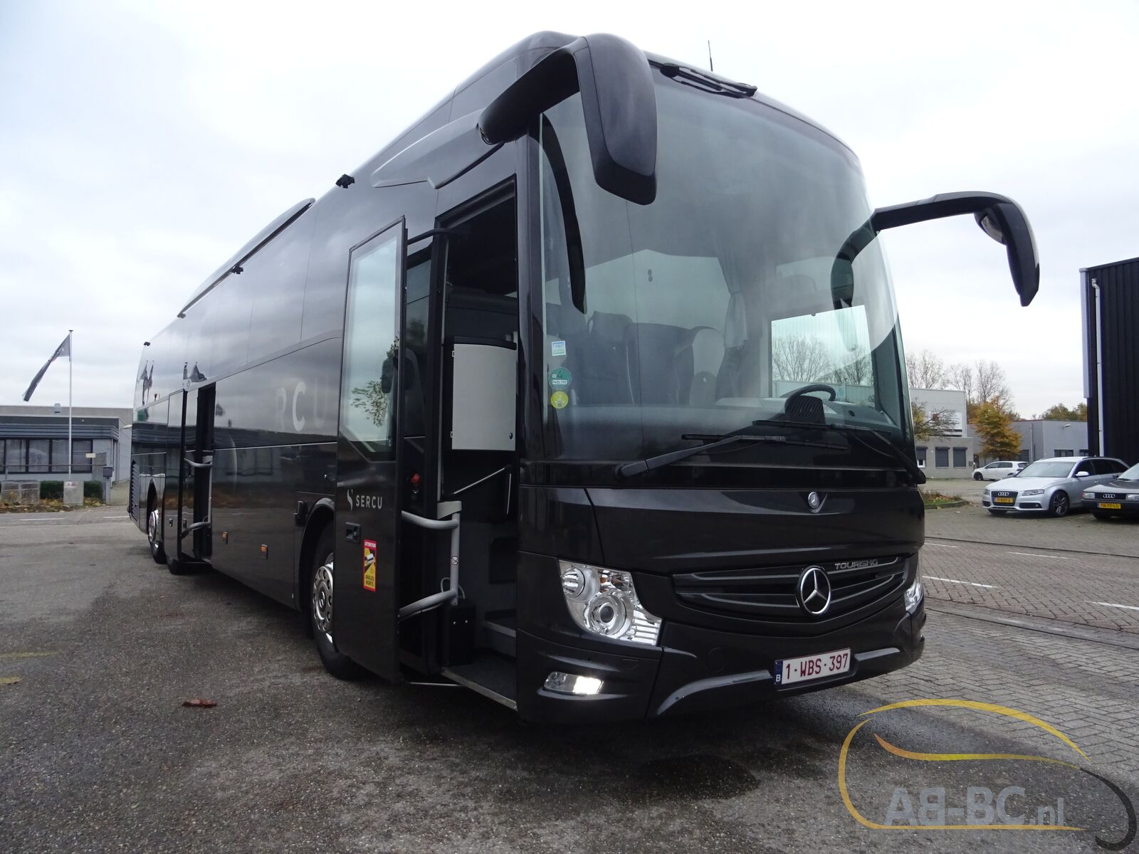 coach-bus-MERCEDES-BENZ-Tourismo-MB-E-16-RHD-50-Seats-EURO-6---1669129949522403125_orig_cbcb4f61da9790c4952c7f0d5f74dc6d--22112217121069025000