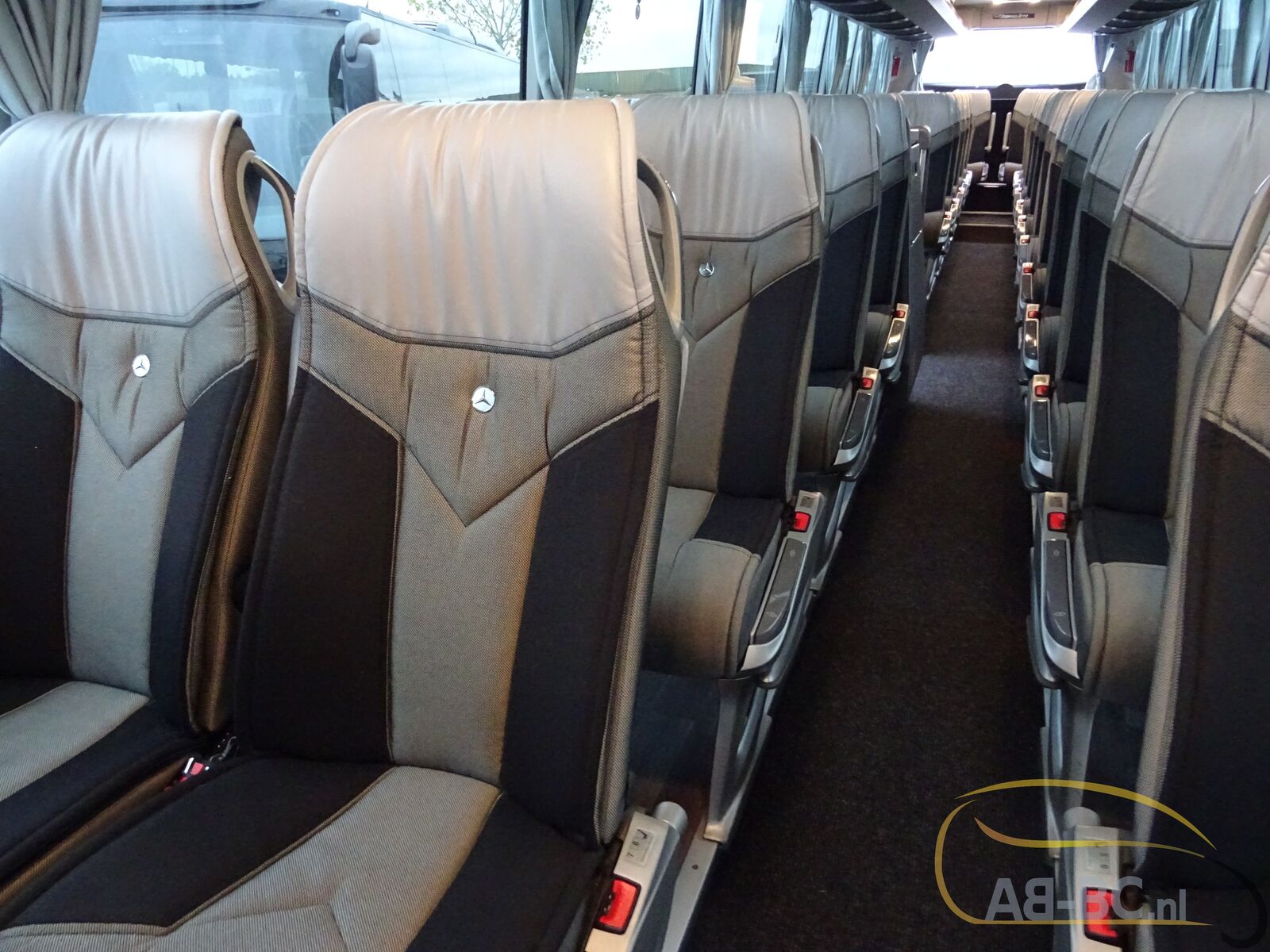 coach-bus-MERCEDES-BENZ-Tourismo-MB-E-16-RHD-50-Seats-EURO-6---1669130095826549709_orig_8364cb2ba7d0c26ce54bb26b0f76827d--22112217121069025000