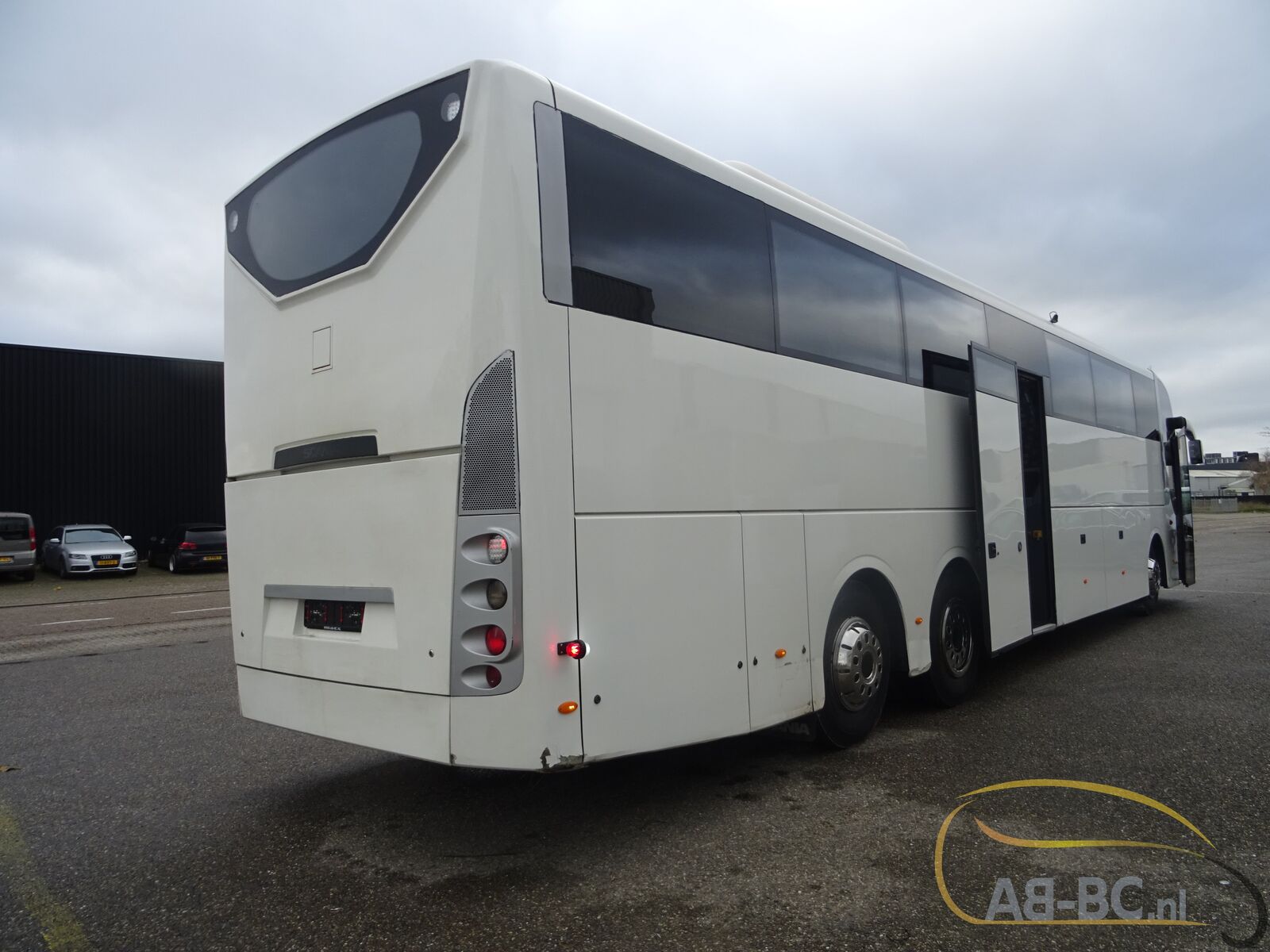 coach-bus-SCANIA-OmniExpress-53-Seats-Liftbus-EURO-5---1669198533443373633_orig_ef7ad016974b0830bad55c4de6361439--22112312140255928200