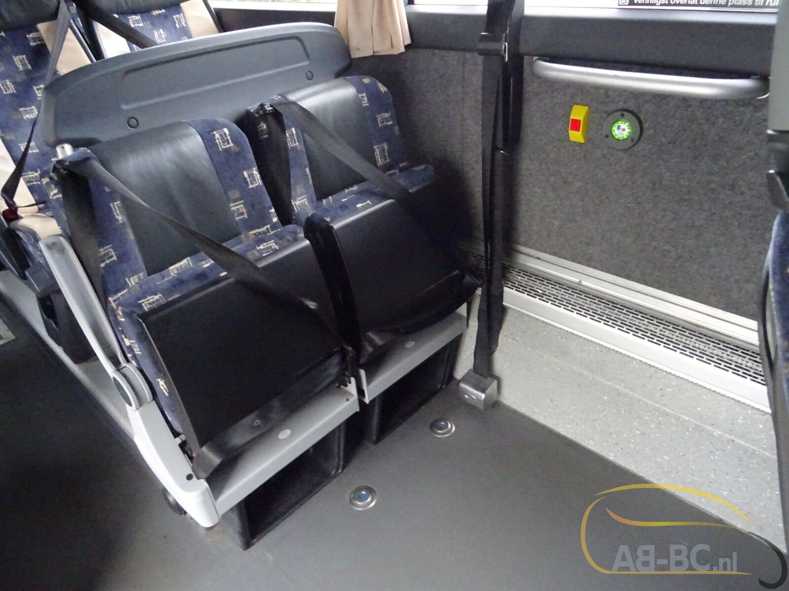 coach-bus-SCANIA-OmniExpress-53-Seats-Liftbus-EURO-5---1669198685222466628_orig_d1f911ae4b19577224cf5cbba1c19f64--22112312140255928200