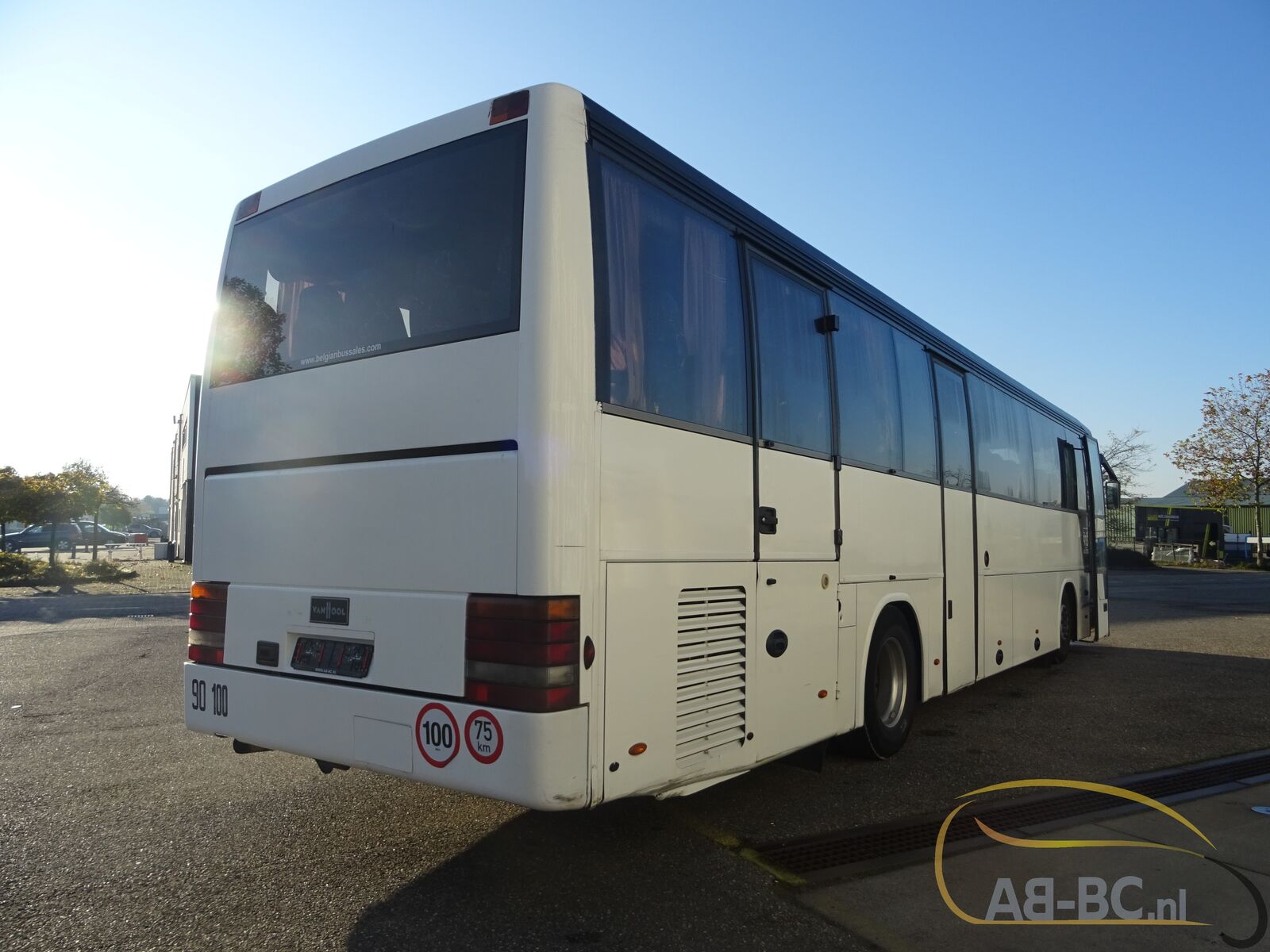coach-bus-VAN-HOOL-T915TL-57-Seats-Liftbus-EURO-5---1668431974316018858_orig_1357e82051034b1edff3c7a28b783896--22111415180360216200