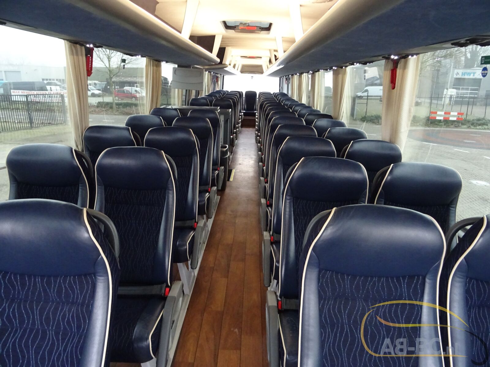 coach-bus-MAN-R08-Lions-Coach-59-Seats-EURO-6-6-wheelchair-places---1675763492978905889_orig_e623234a414efe1763dca64e87f0da78--23020711482134347500