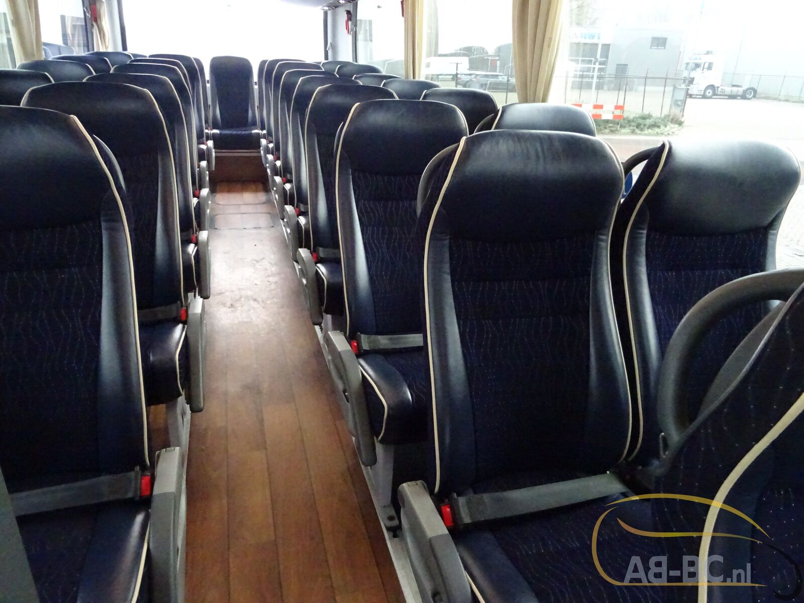 coach-bus-MAN-R08-Lions-Coach-59-Seats-EURO-6-6-wheelchair-places---1675763513437474728_orig_6ae454710e49aa1099140c6c20c02b8f--23020711482134347500