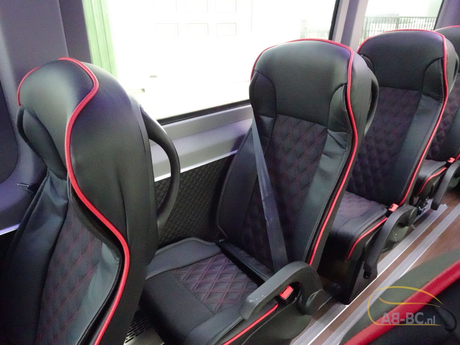 coach-bus-MERCEDES-BENZ-Sprinter-517-Mercus-20-Seats-EURO-6---1675765324078149913_orig_096132b5d6591c88a94635adde7e4b40--23020711550311459700