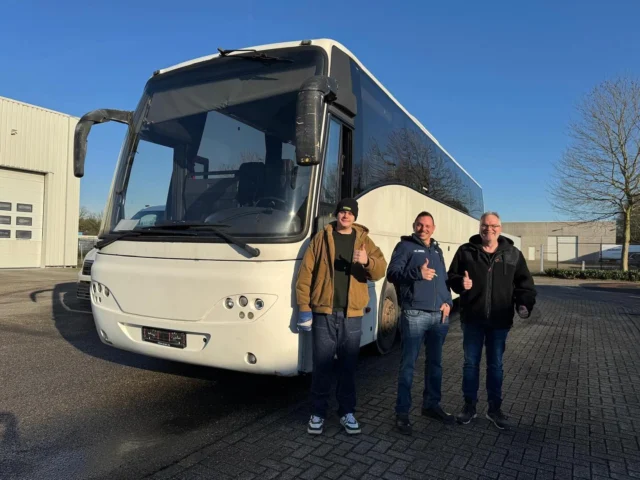 Odenbach Transporte from Germany bought a oldie a Scania Jonckheere, they picked up the bus and drive home without any problems.